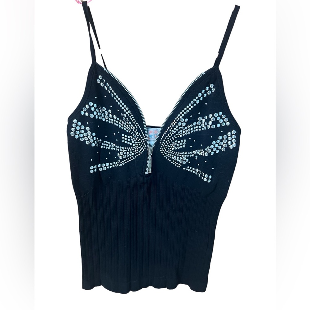 F and F women size small